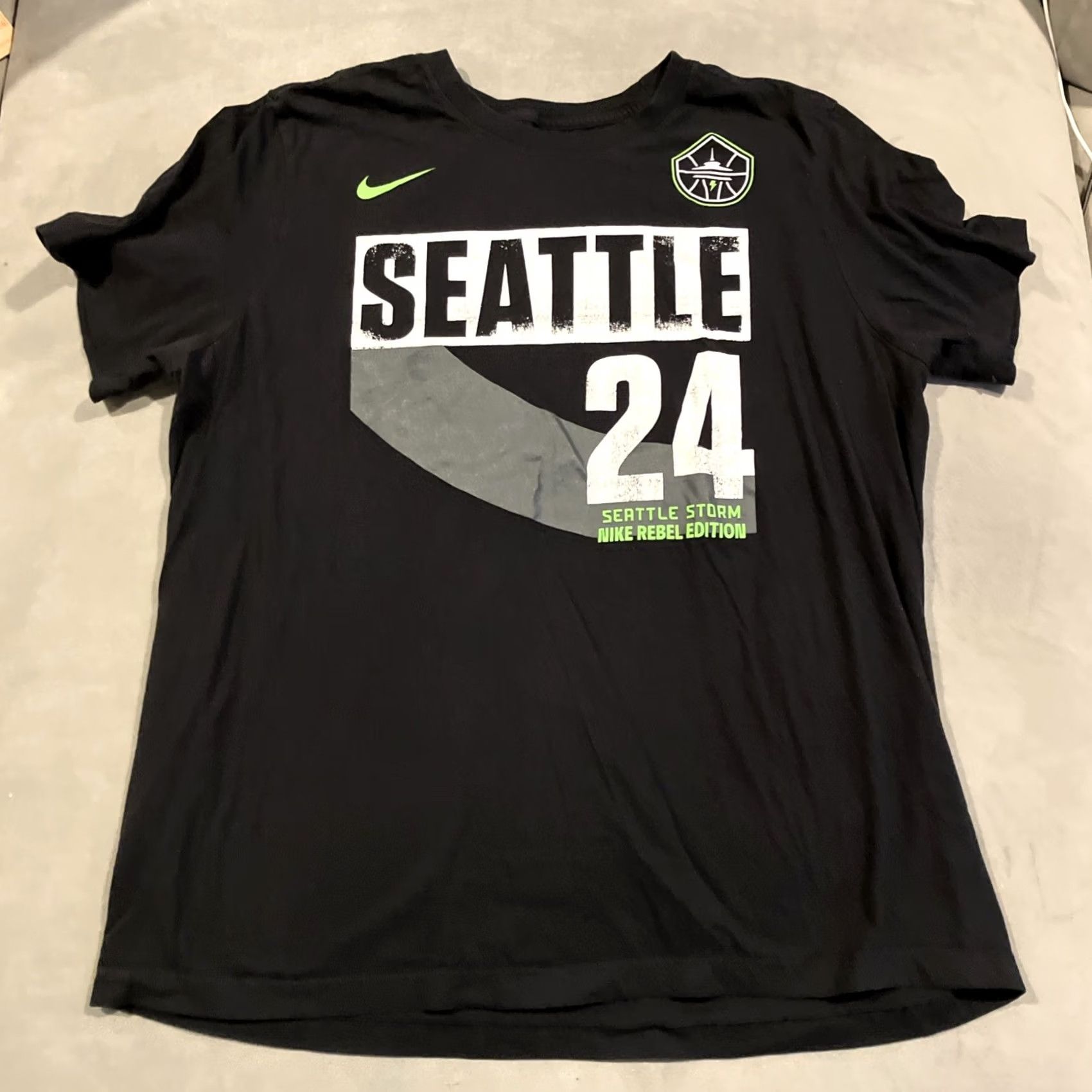 Nike VINTAGE Nike Seattle Storm Jewell Loyd #24 Player Jersey T Shirt Men XL Black Jersey Shirt Mens XL Size US XL / EU 56 / 4 - 2 Thumbnail