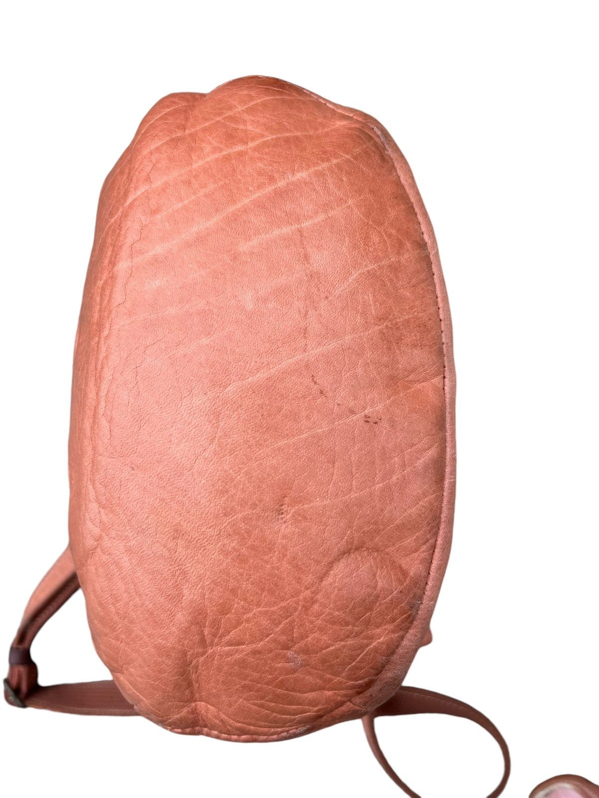 Leather Kissora Japan Muddy Patina Leather Sling Bag Size ONE SIZE - 18 Thumbnail