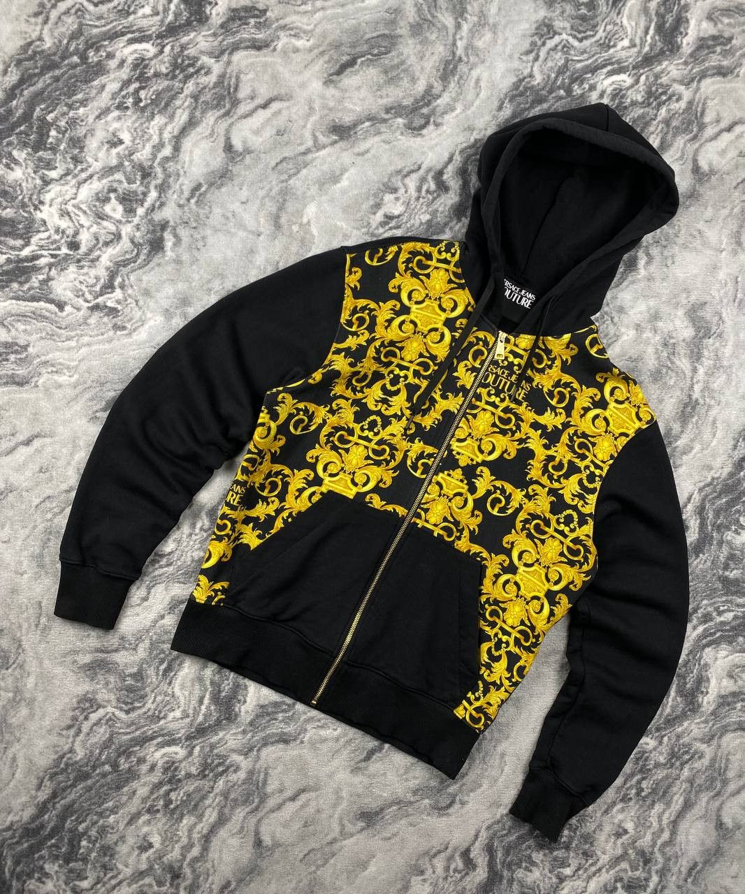 Versace Versace Jeans Couture Baroque Print Big Logo Men Size M Size US M / EU 48-50 / 2 - 1 Thumbnail