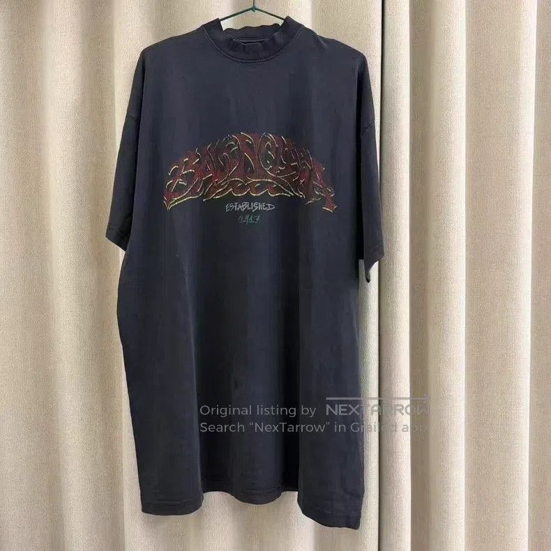 Balenciaga Balenciaga Solid Color Pattern Print Round Neck Short Slee Size US M / EU 48-50 / 2 - 1 Thumbnail