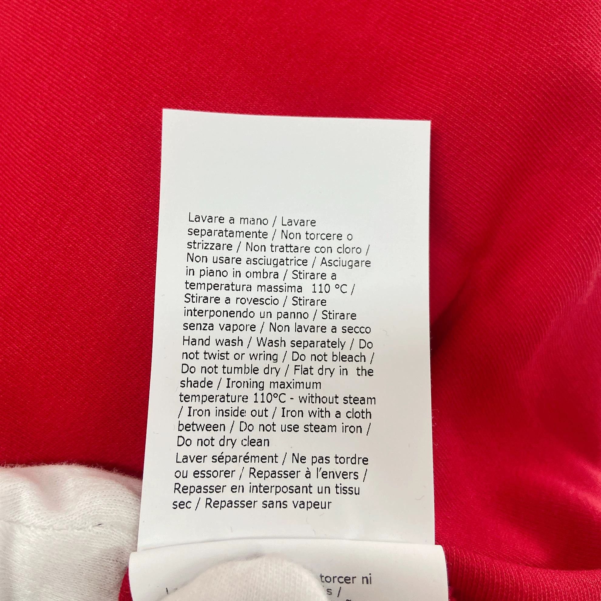Moschino Moschino red printed tee F36 new with tags 2341 Size XS / US 0-2 / IT 36-38 - 8 Thumbnail