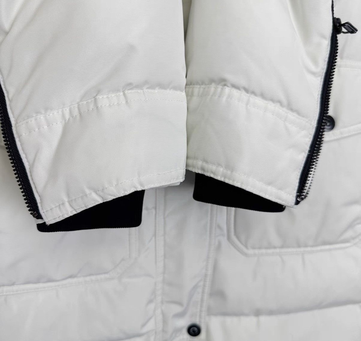 Moose Knuckles Moose Knuckles Multi-Pocket Fur Collar Long Down Jacket K12 Size S / US 4 / IT 40 - 7 Thumbnail