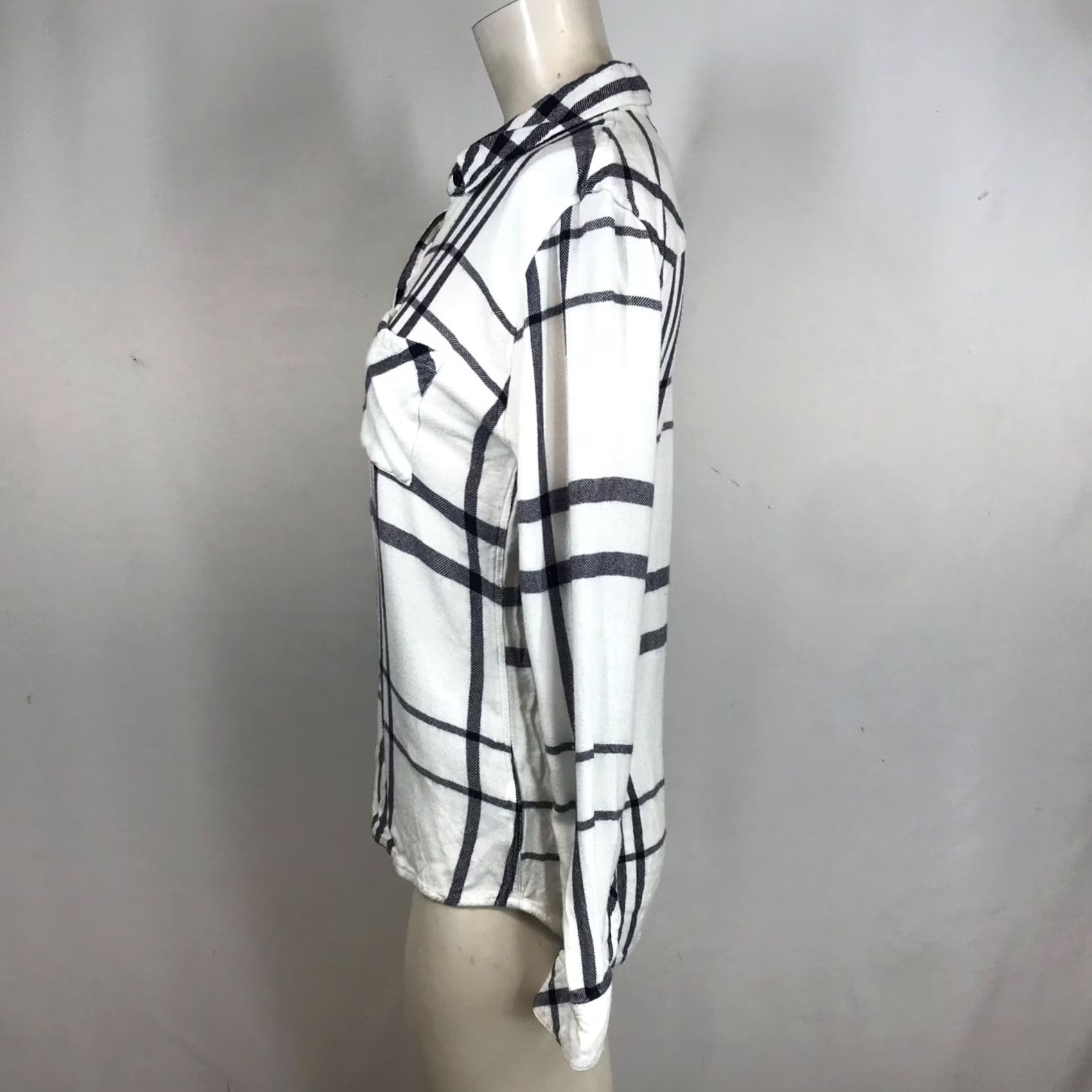 Rails RAILS WOMEN'S S S LONG SLEEVE BUTTON UP SHIRT WHITE & BLUE Size S / US 4 / IT 40 - 6 Thumbnail
