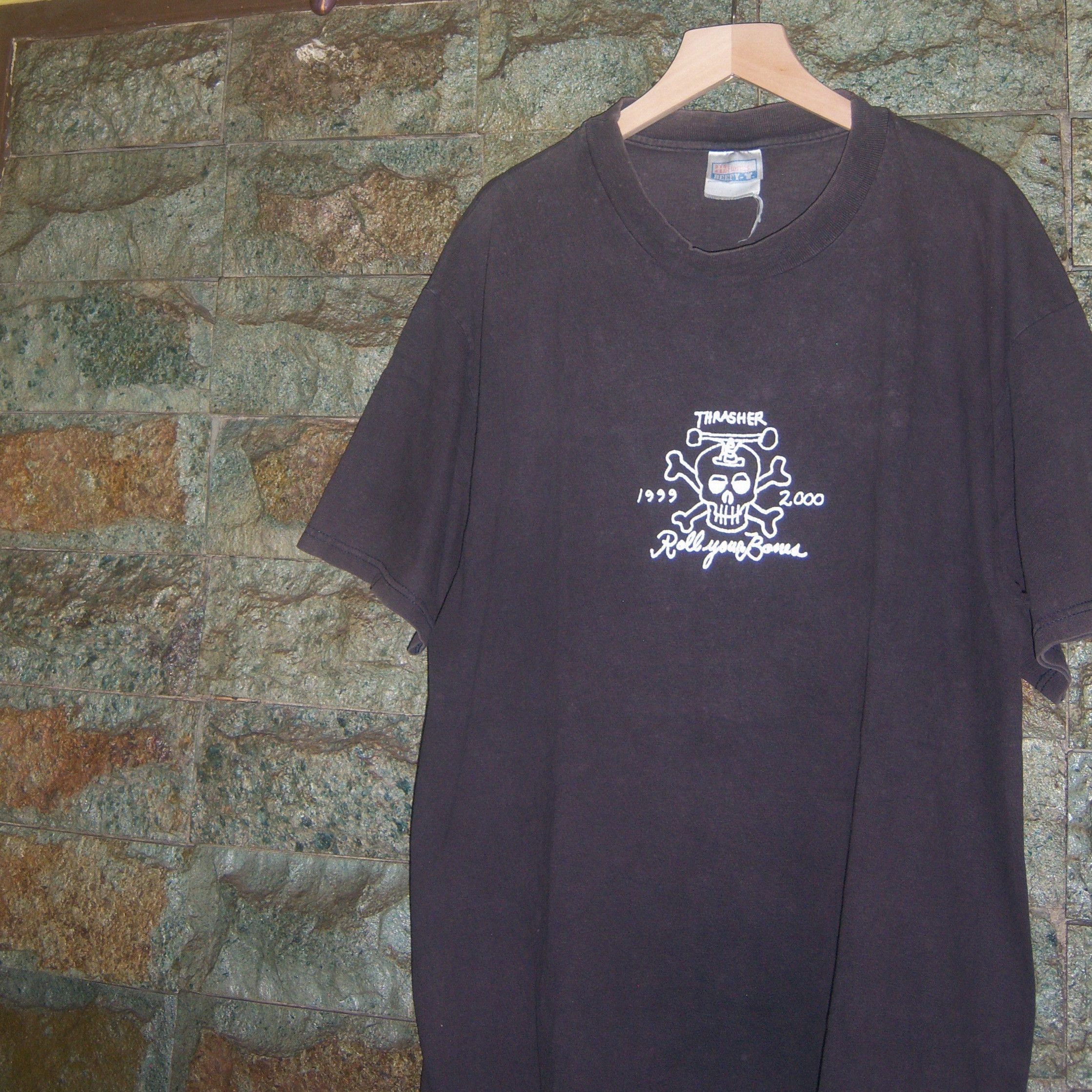 Hanes × Thrasher × Vintage 90s Thrasher Roll Your Bones 1999 - 2000 Size US L / EU 52-54 / 3 - 2 Thumbnail