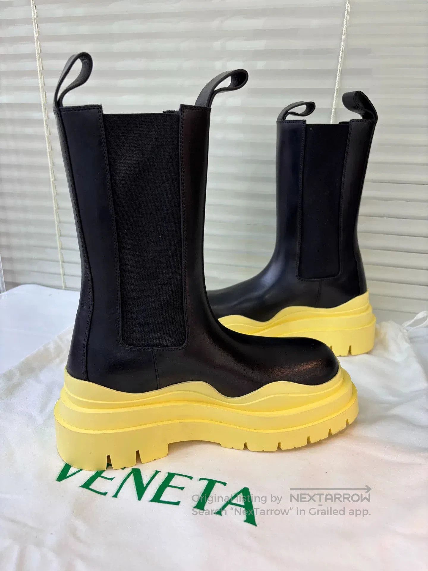 Bottega Veneta BV Black Yellow Chelsea Mid. Size US 5.5 / IT 35.5 - 6 Thumbnail