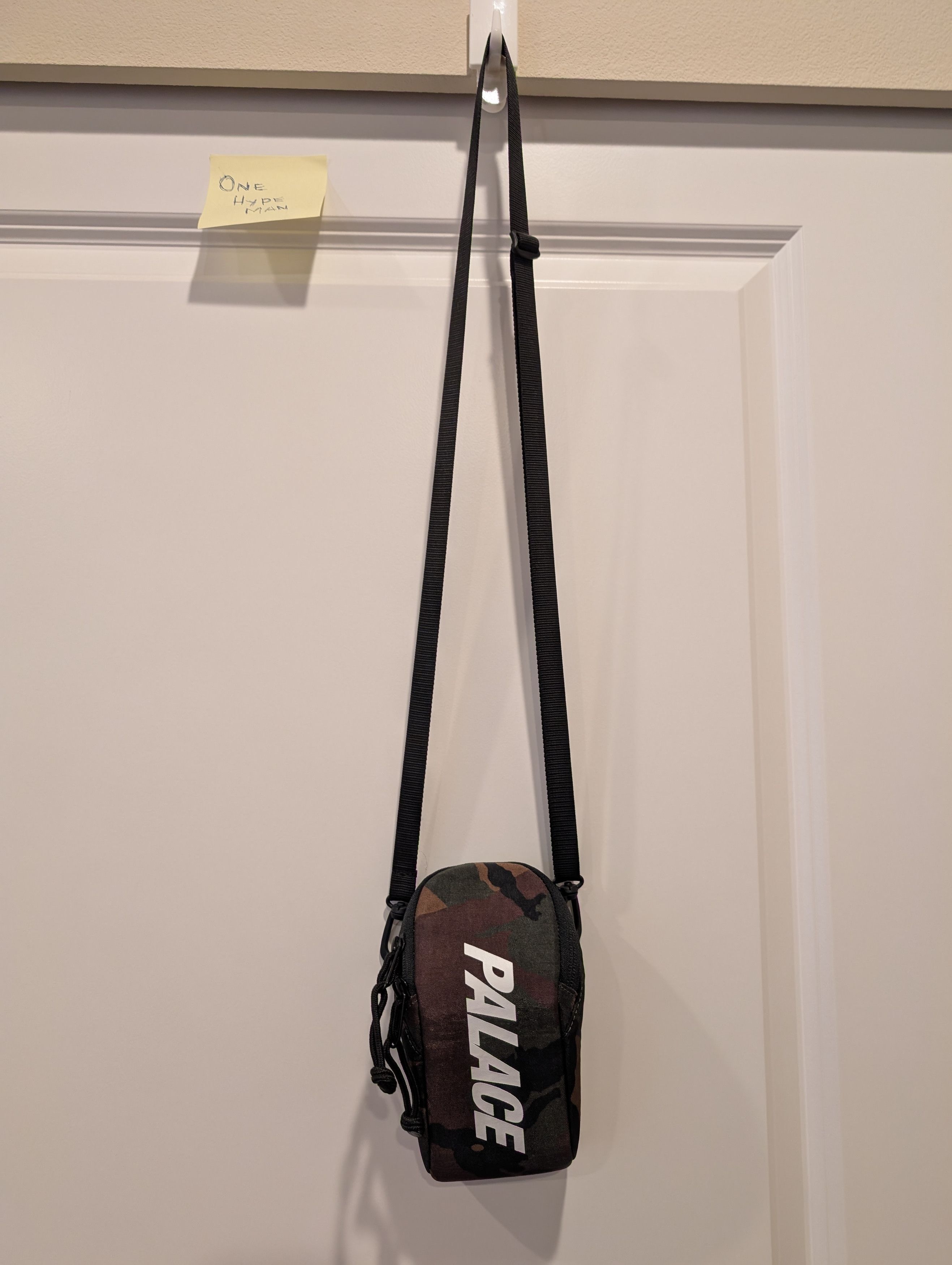 Palace Palace Camo Sling Sack Size ONE SIZE - 1 Preview