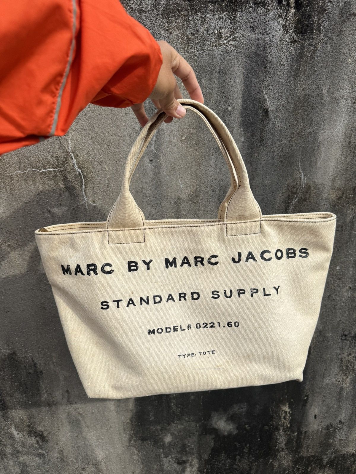 Marc by Marc Jacobs 🔥Marc By Marc Jacobs Canvas Tote Bag Model #0221.60 Size ONE SIZE - 1 Thumbnail