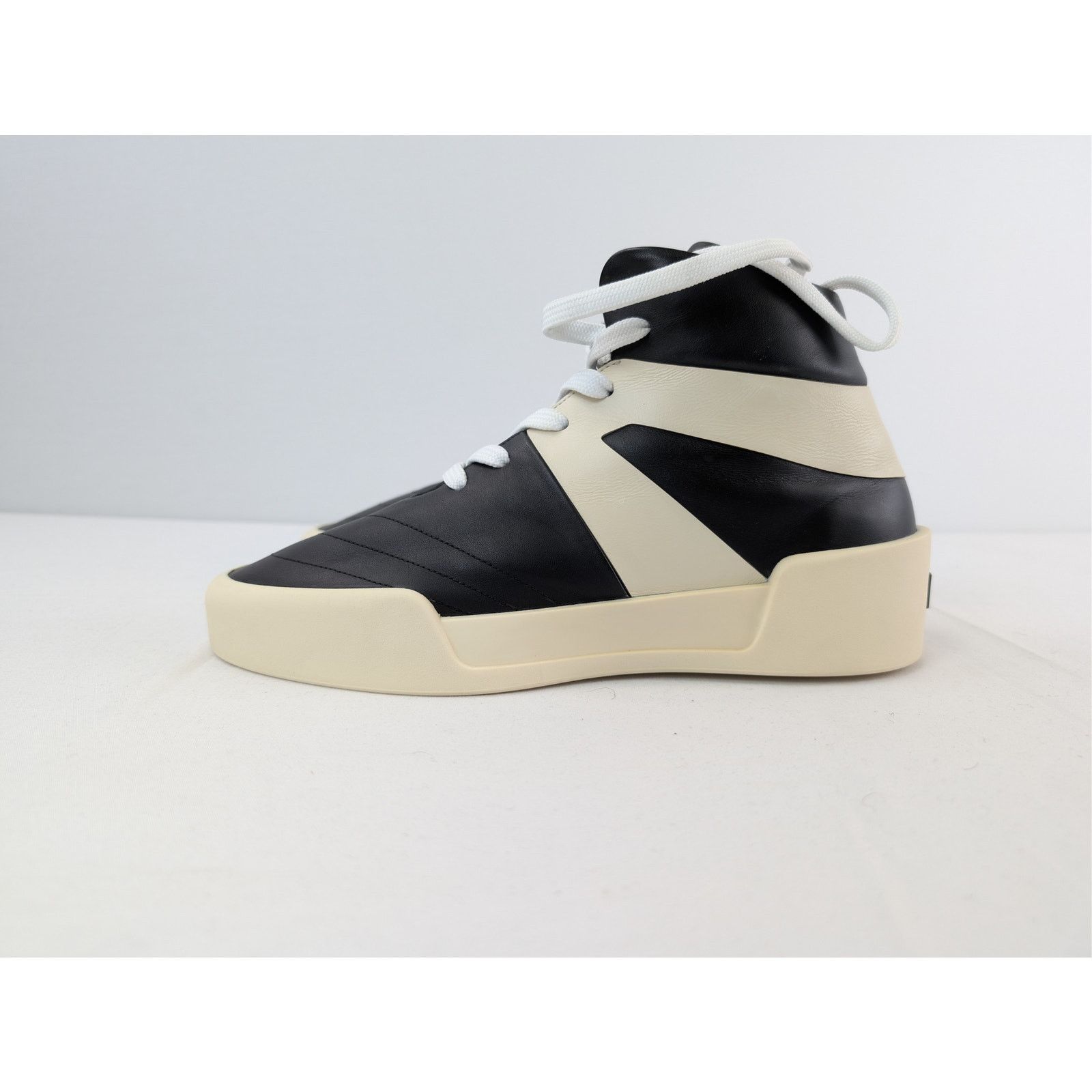 Fear of God o1rshd1 Basketball Flat Leather High Top Sneakers in Black Size US 9 / EU 42 - 10 Thumbnail