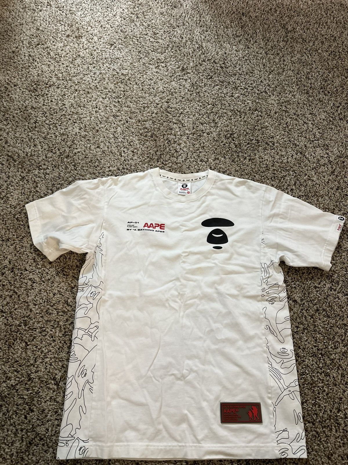 A BATHING APE Tシャツ 白 A BATHING APE アベイシングエイプ ロゴプリント Tシャツ