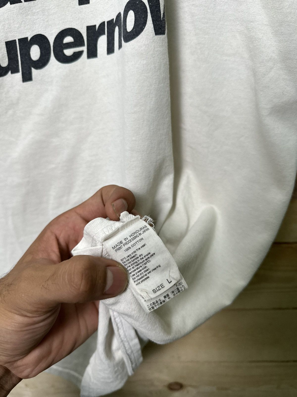 Vintage Oasis Champagne Supernova 2018 Merchandise by Adam Et Rope Size US L / EU 52-54 / 3 - 15 Thumbnail