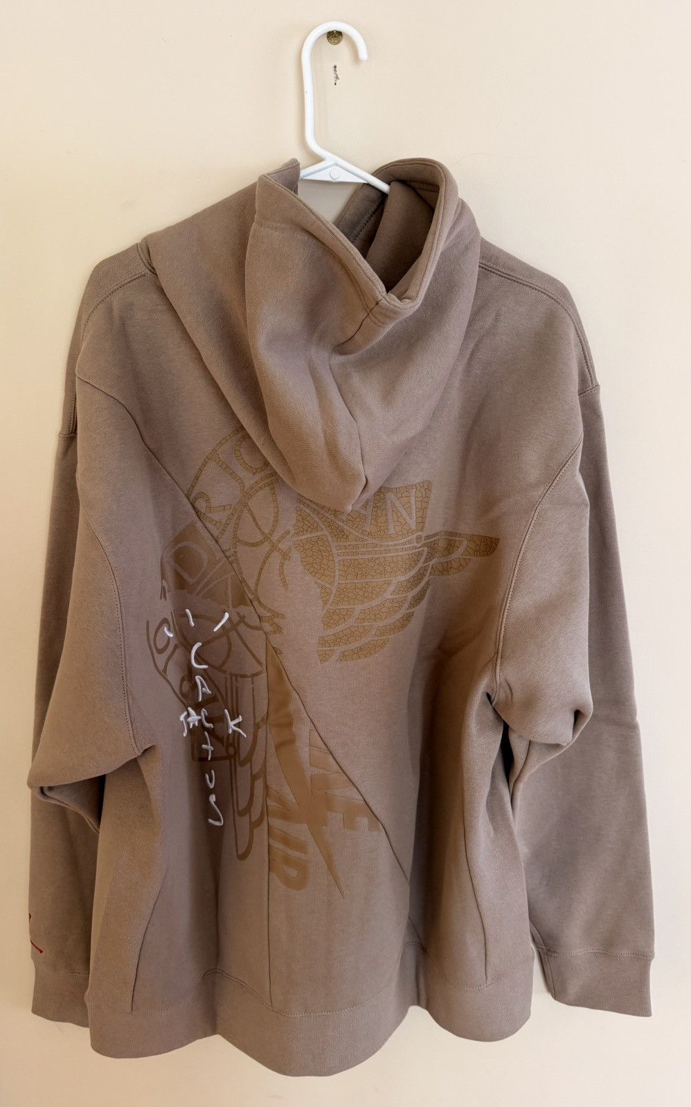Jordan Brand × Travis Scott Travis Scott Cactus Jack x Jordan Hoodie "Khaki" XL *NEW* Size US XL / EU 56 / 4 - 2 Thumbnail