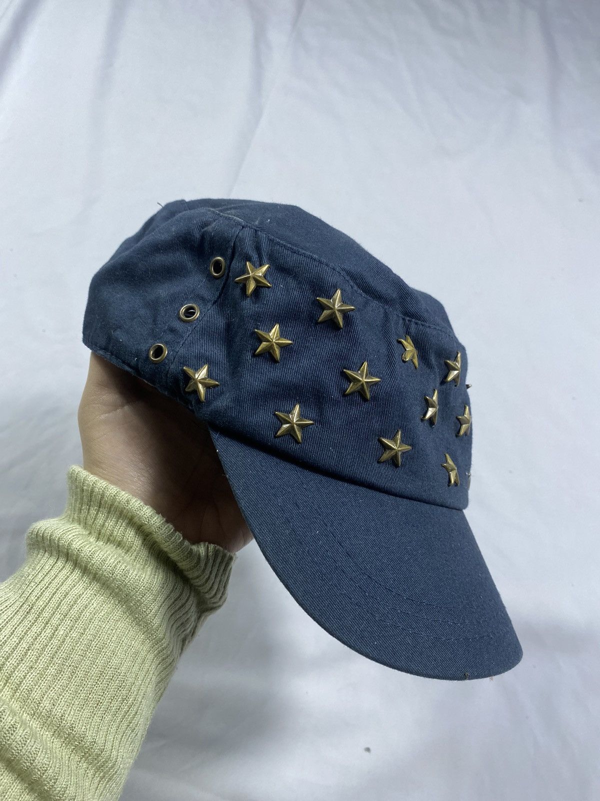 20471120 Two Fold Distressed Studded Commando Coded HAT Ifsix style Size ONE SIZE - 1 Thumbnail