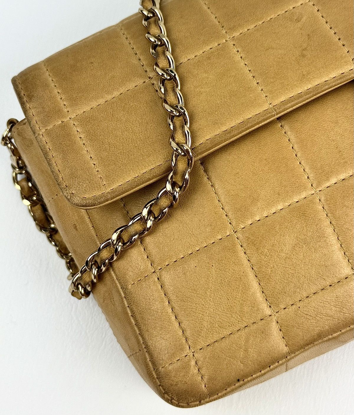 Chanel Chanel - 2000’s - East - West - Tan - Chocolate Bar - Flap Size ONE SIZE - 6 Thumbnail