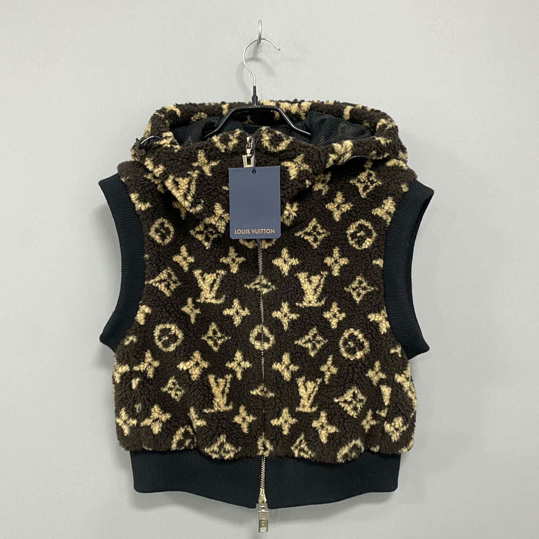 Louis Vuitton Louis Vuitton Retro Brown Vest it_38 Women Size XS / US 0-2 / IT 36-38 - 1 Thumbnail