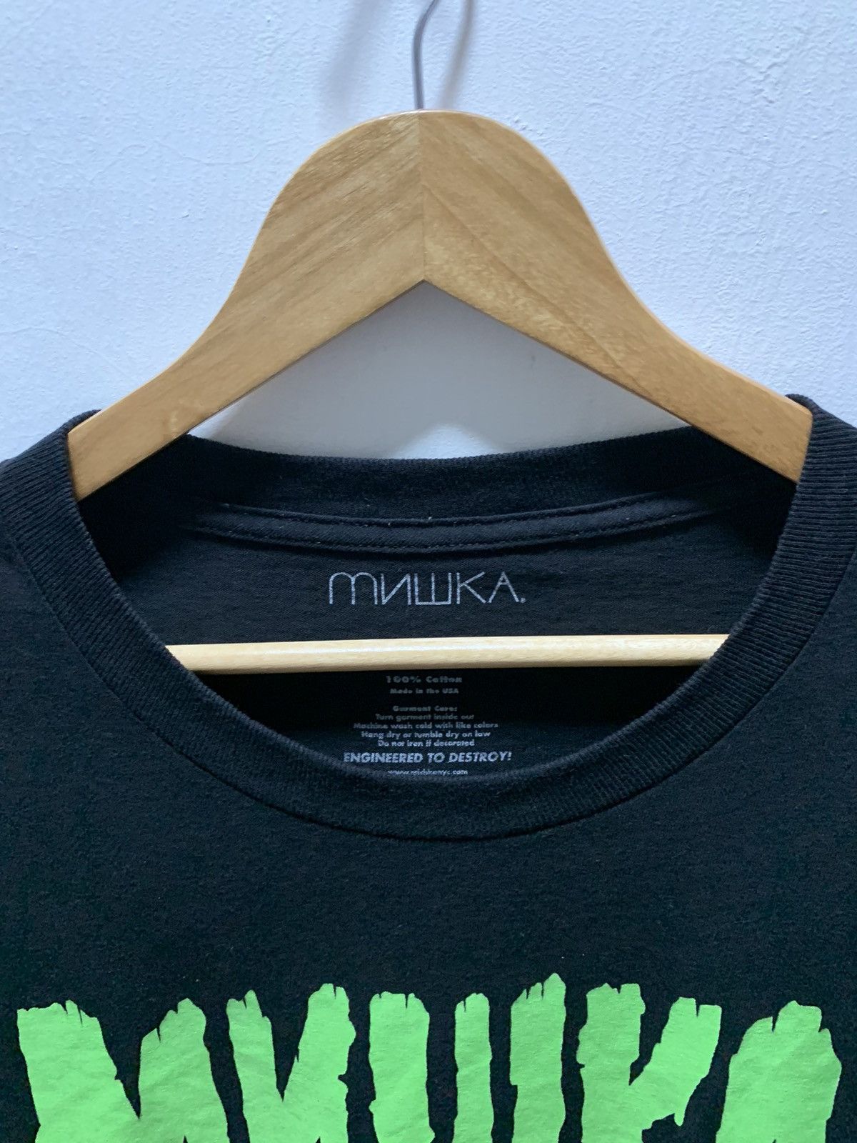 Mishka Mishka Eyes Nice Graphic Tee Shirt Distressed Size US XL / EU 56 / 4 - 7 Thumbnail