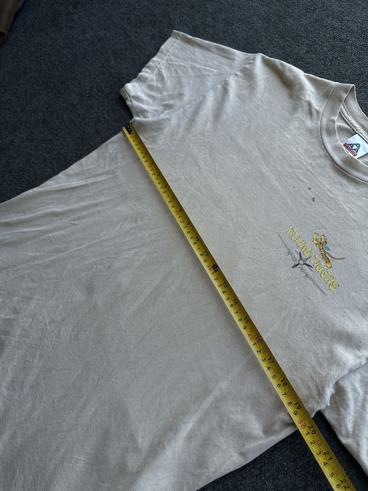 Other FLYING TIGER 🚨 P40 WARHOUSE BIG LOGO MEN BEIGE TEE Size US M / EU 48-50 / 2 - 17 Thumbnail