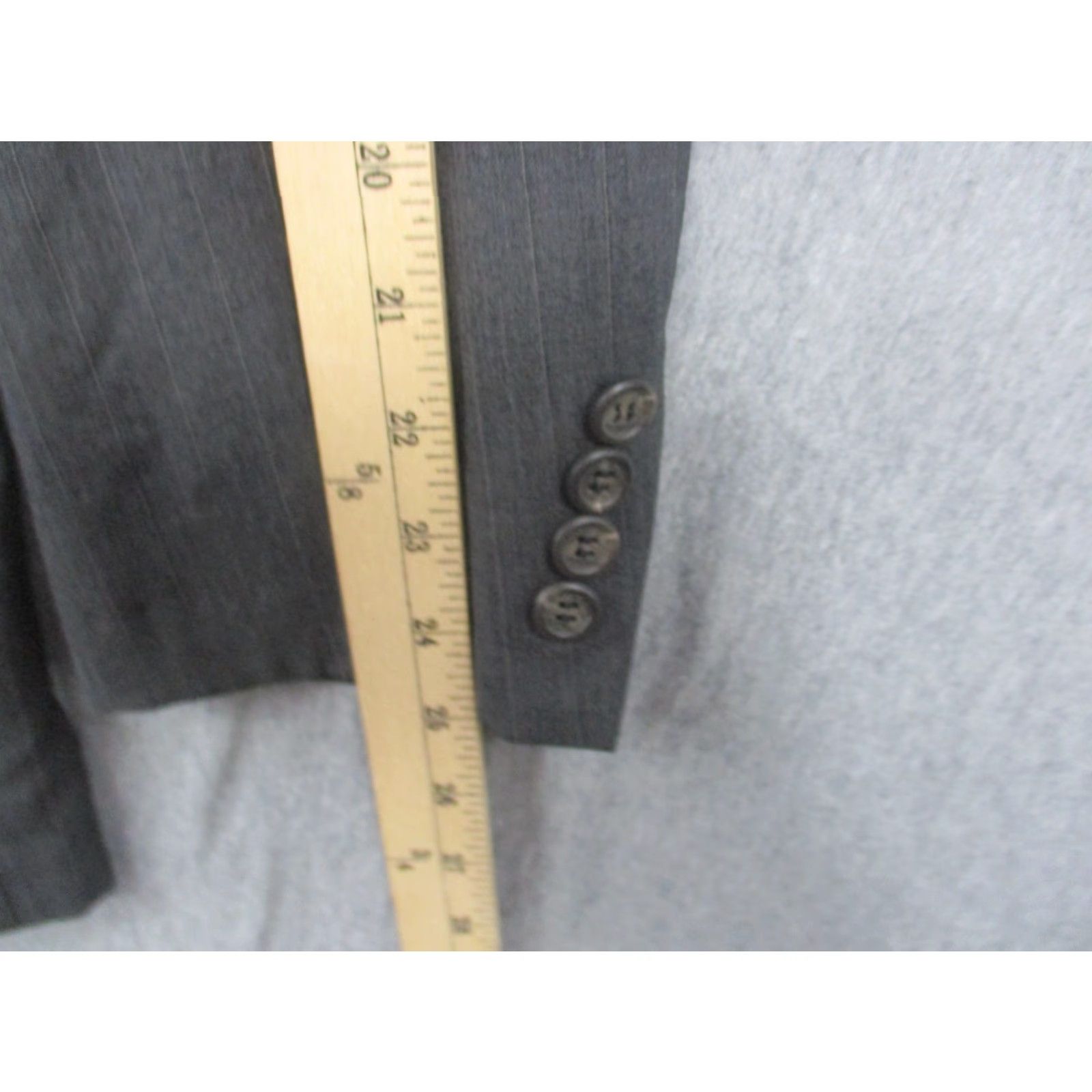 Ralph Lauren Ralph Lauren Polo University Club Blazer Mens 44 Gray Wool Pinstripe Sport Coat 2 Piece-Two Button Notch Lapel Classic Made in USA Size US L / EU 52-54 / 3 - 5 Thumbnail