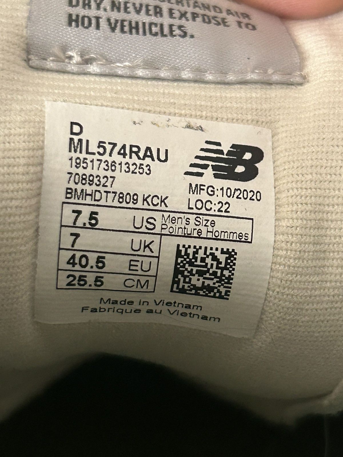 New Balance × Stray Rats Stray Rats x New Balance 574 Suede Green US Mens 7.5 Size US 7.5 / EU 40-41 - 6 Thumbnail