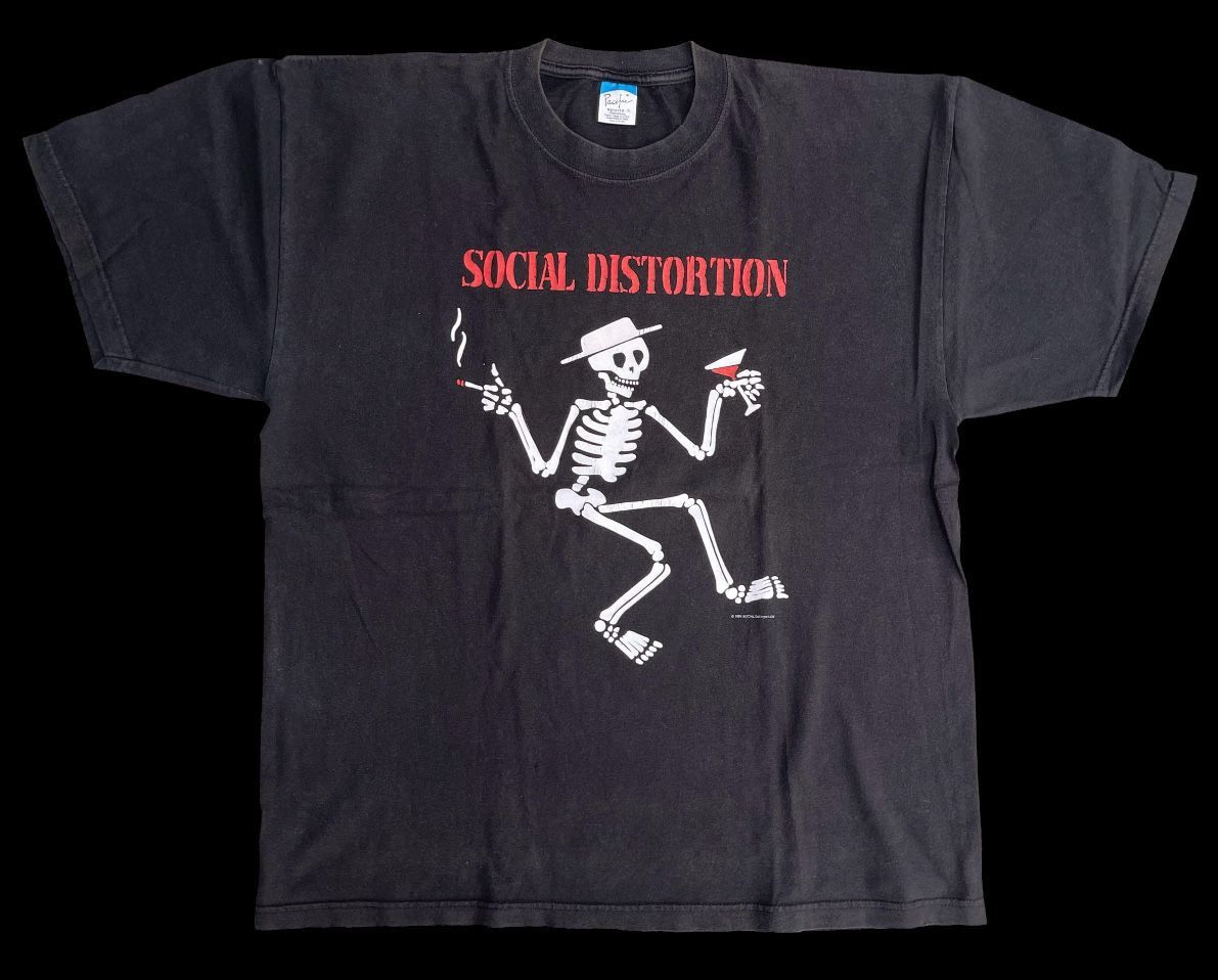 Vintage Vintage Social Distortion T-Shirt Size US XL / EU 56 / 4 - 1 Thumbnail