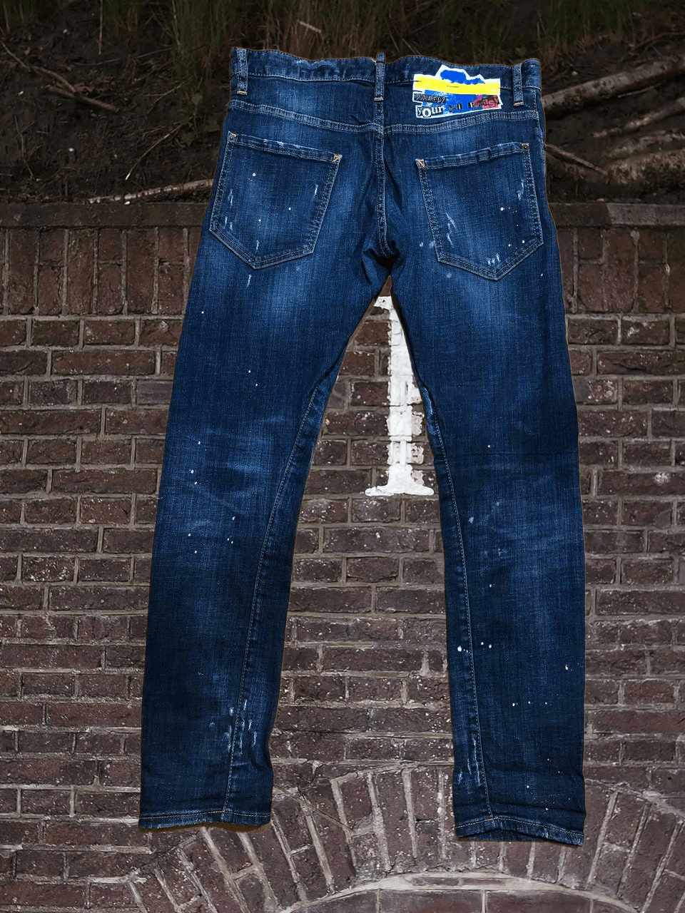 Dsquared2 DSQUARED2 Distressed Slim Fit Stretch Denim Light Wash Jeans Size US 32 / EU 48 - 1 Thumbnail