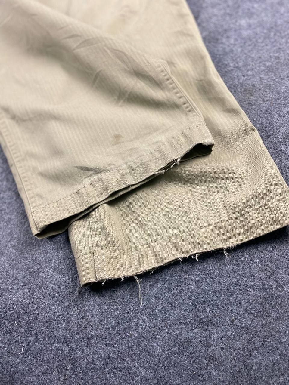 Japanese Brand japanese brand herringbone twill cargo pants nice design Size US 35 - 8 Thumbnail