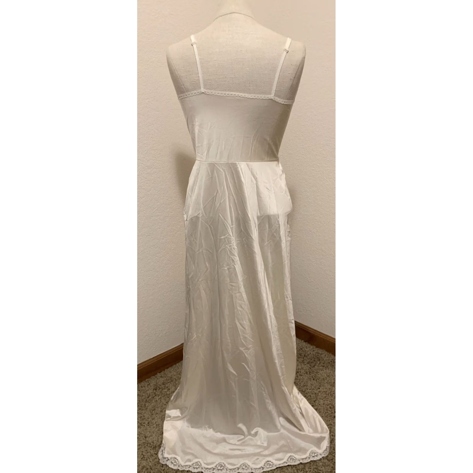 Sears VINTAGE SEARS SILKY IVORY NYLON lace LINGERIE FULL SLIP DRESS Long Sz 34 766 Size XXS / US 00 / IT 34 - 3 Thumbnail