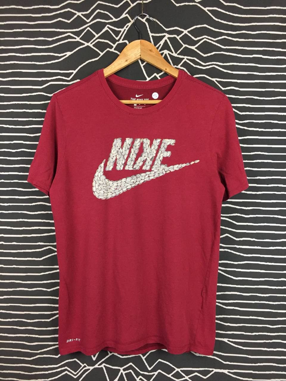 Nike × Vintage The Nike Tee Sunflower Seeds Swoosh Logo Dri-Fit Tee Size US M / EU 48-50 / 2 - 1 Thumbnail