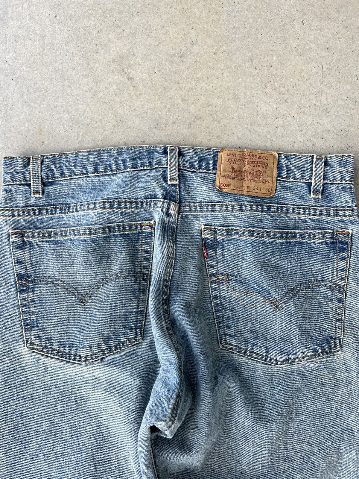 Levi's Vintage 90s Levi’s 505 Faded Denim Jeans Size US 37 - 3 Thumbnail