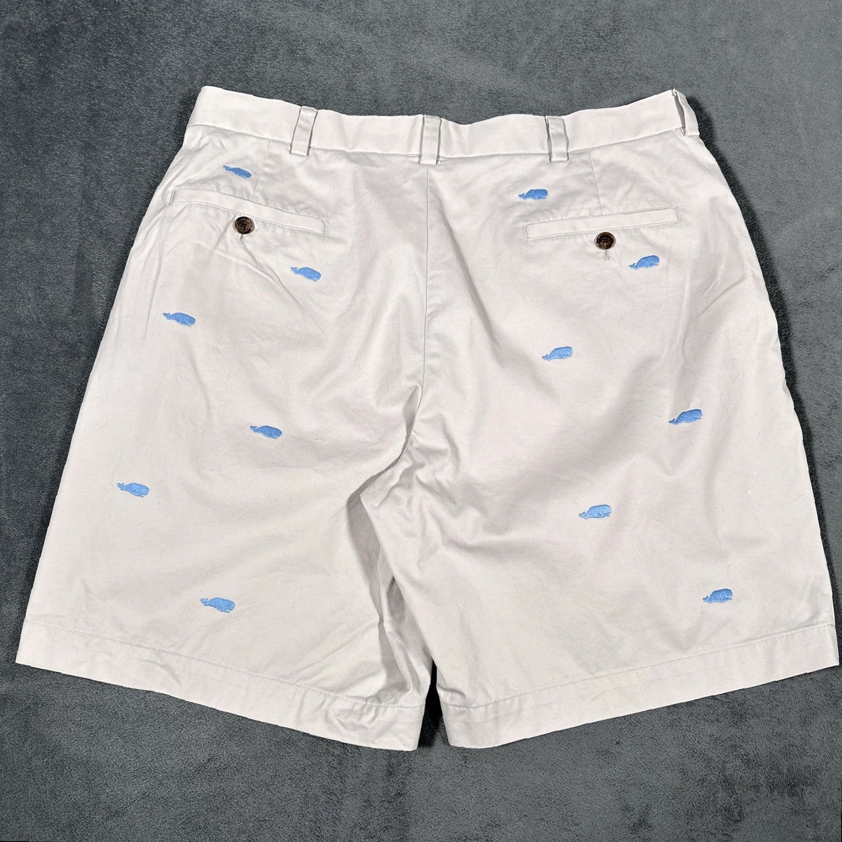 Brooks Brothers BROOKS BROTHERS Mens Chino Shorts W37 Light Khaki Embroidered Whale Casual Preppy Animal Print Size US 37 - 7 Thumbnail