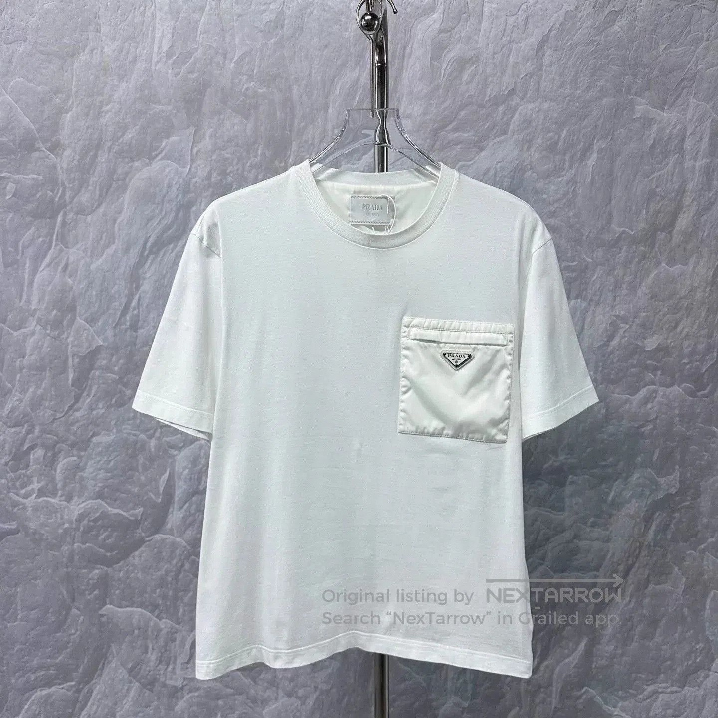Prada prada triangle logo short sleeve t-shirt. Size US L / EU 52-54 / 3 - 1 Thumbnail