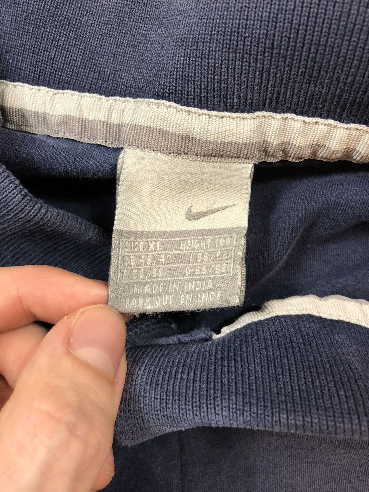 Nike 90’s NIKE RETRO SUNFADED SWOOSH LOGO Y2K BASIC POLO TEE Size US XL / EU 56 / 4 - 3 Thumbnail
