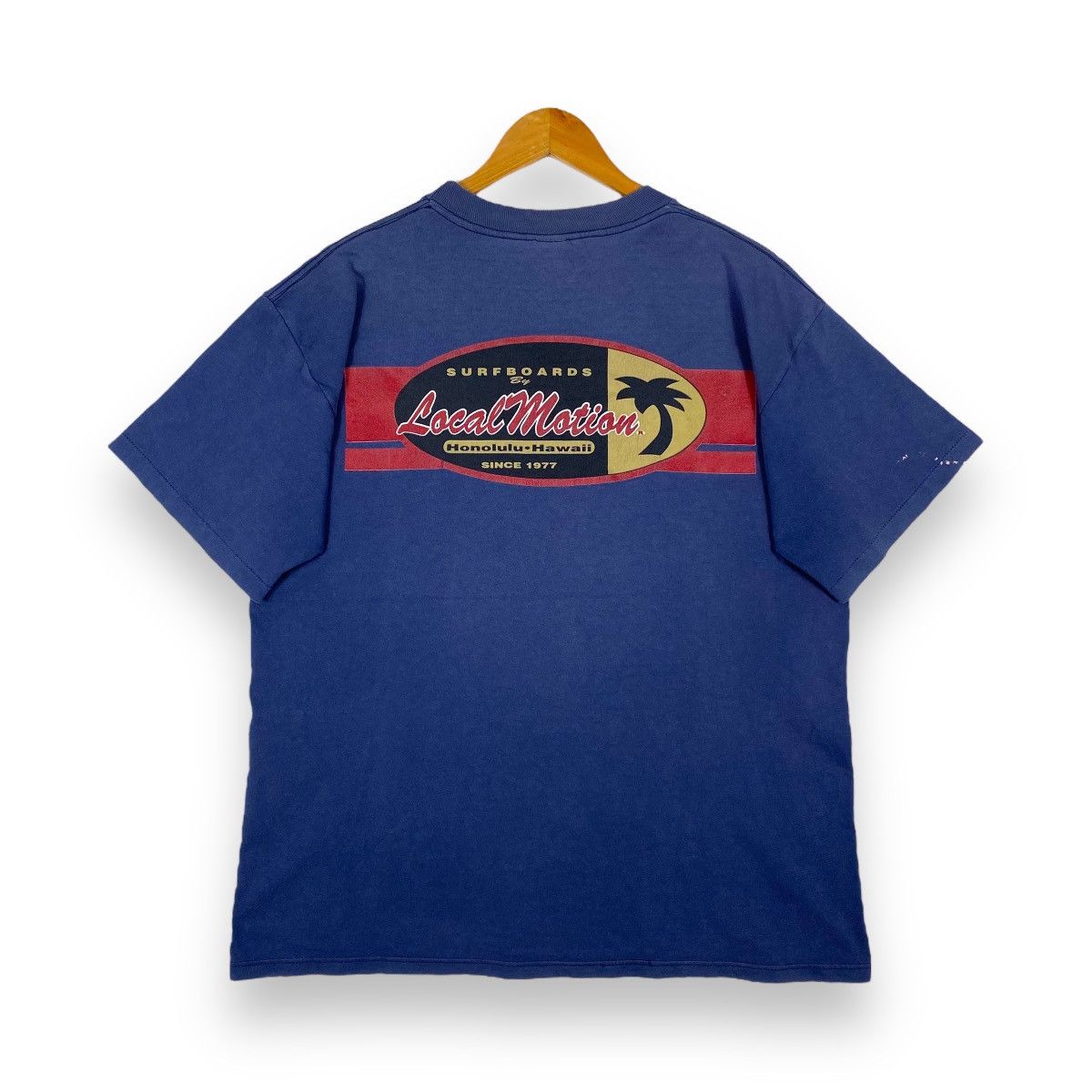 Vintage Vintage 90's LOCAL MOTION SURFBOARDS Honolulu-Hawaii Tee Size US L / EU 52-54 / 3 - 1 Thumbnail