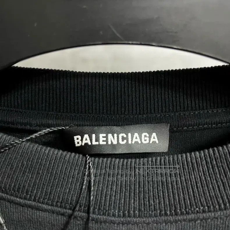 Balenciaga Balenciaga Black Letter Printed Crewneck Long-sleeve Size US XS / EU 42 / 0 - 2 Thumbnail