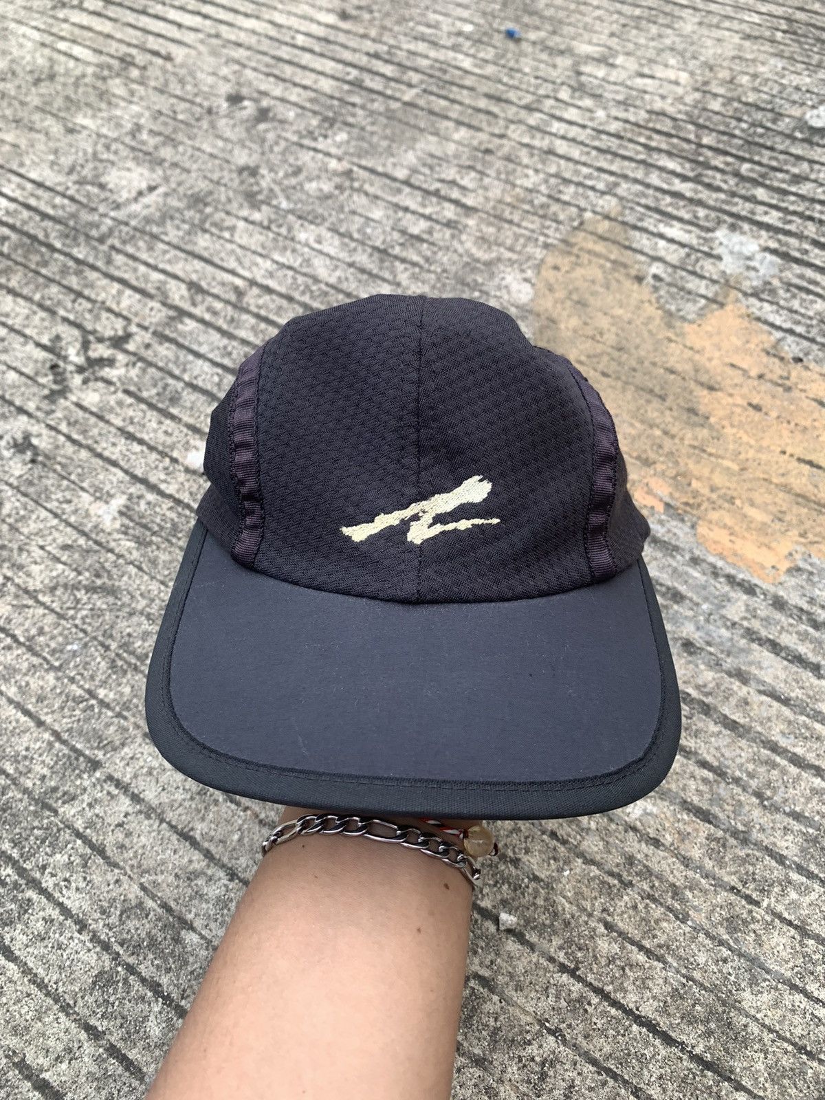 Vintage nike agassi hat