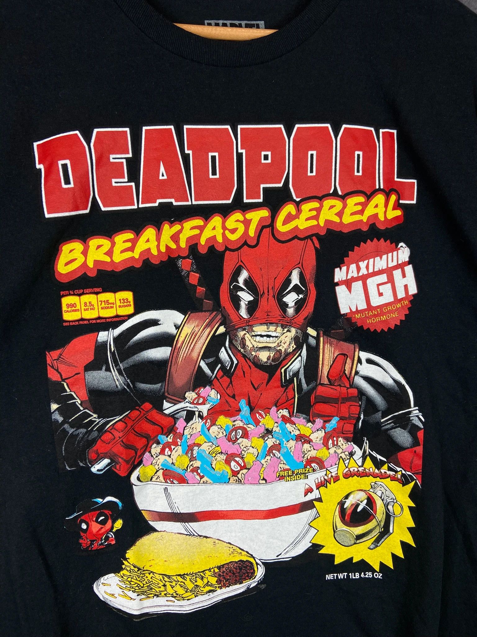 Vintage Marvel Deadpool Tee / Breakfast Cereal Print / / Black Size US L / EU 52-54 / 3 - 2 Thumbnail