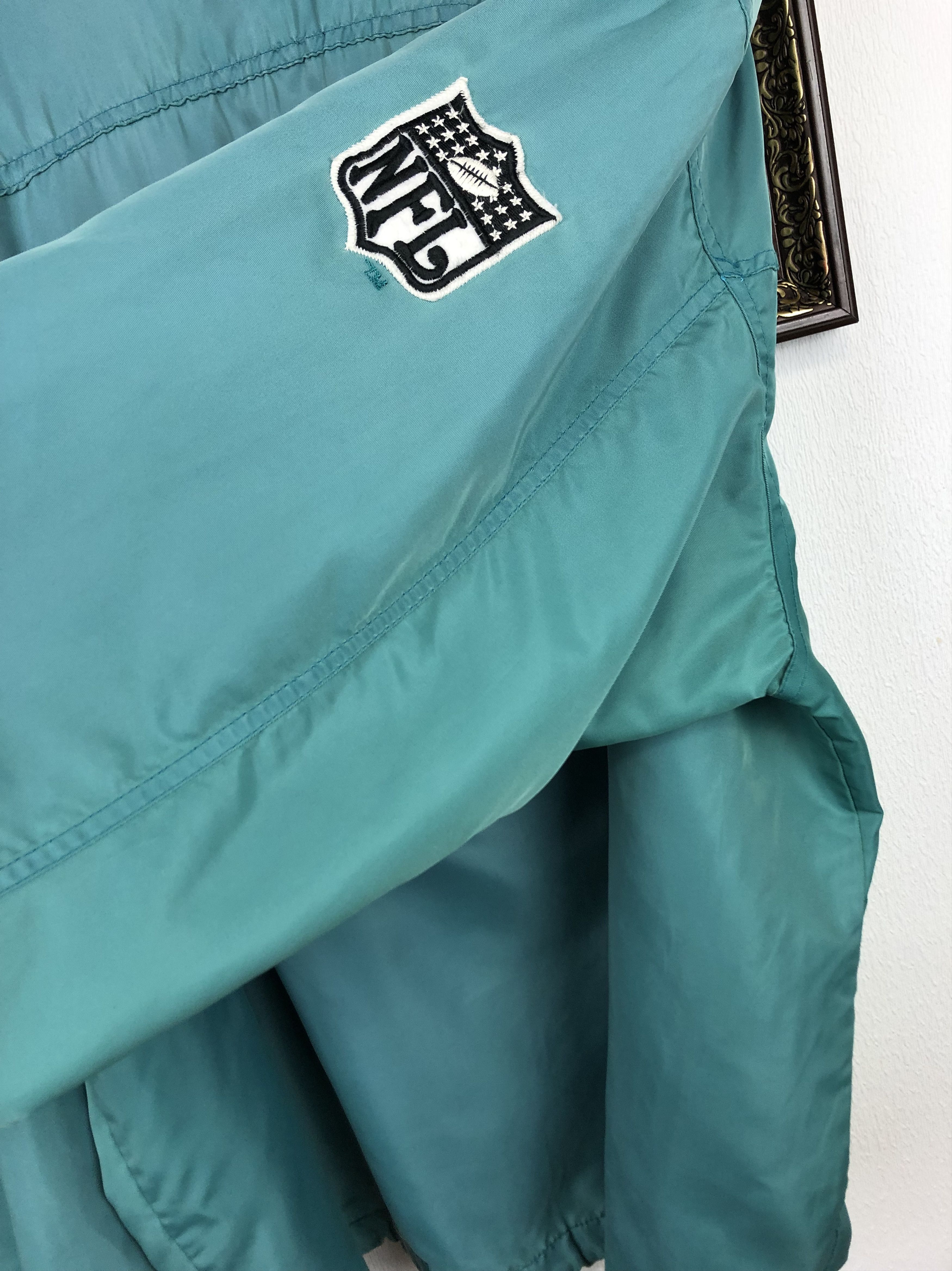 NFL Vintage 90's Miami Dolphins NFL Jacket Mens Bomber Size L Size US L / EU 52-54 / 3 - 13 Thumbnail