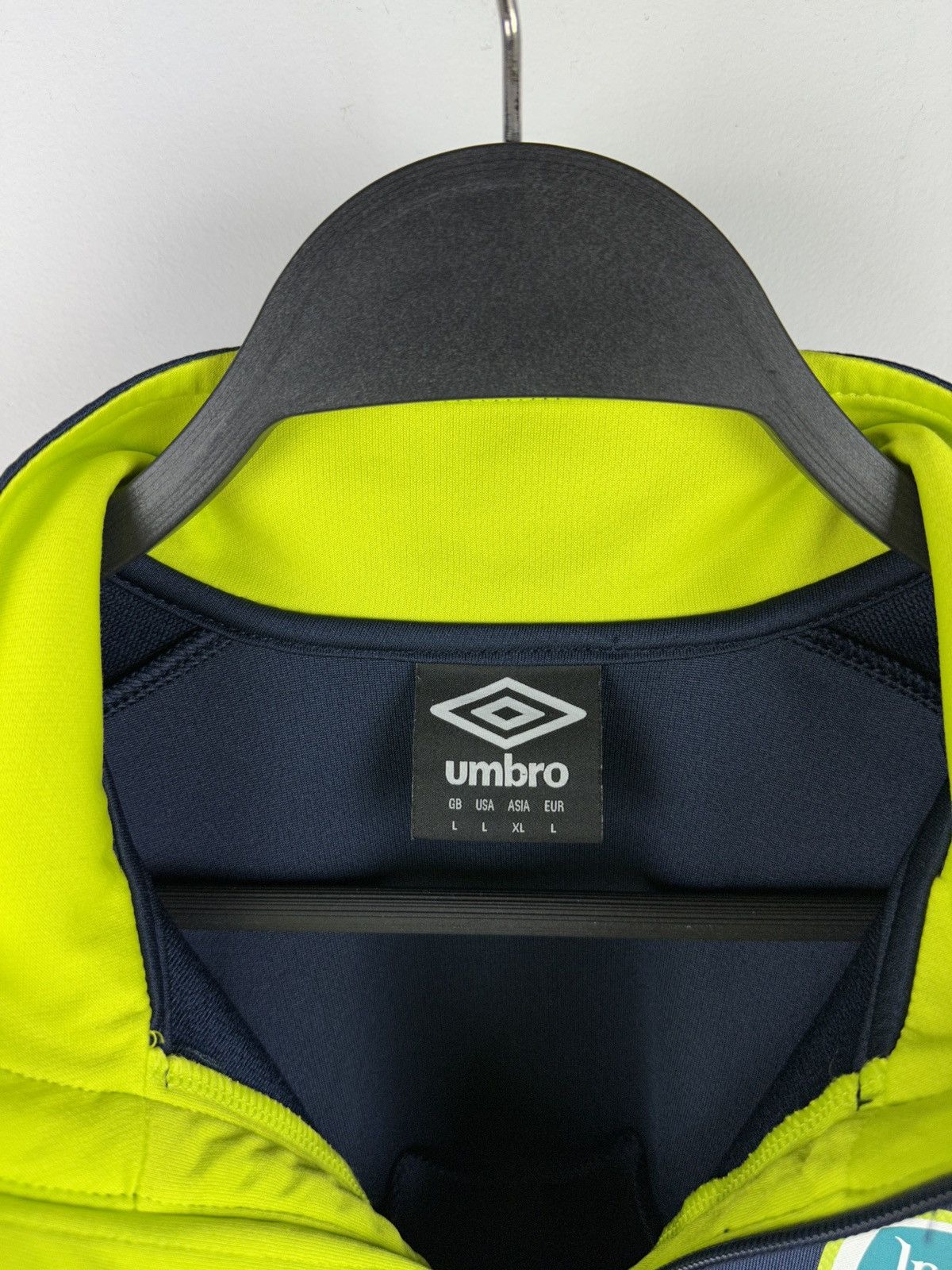 Umbro Umbro Ireland Long Sleeve Soccer Jersey Size US L / EU 52-54 / 3 - 8 Thumbnail
