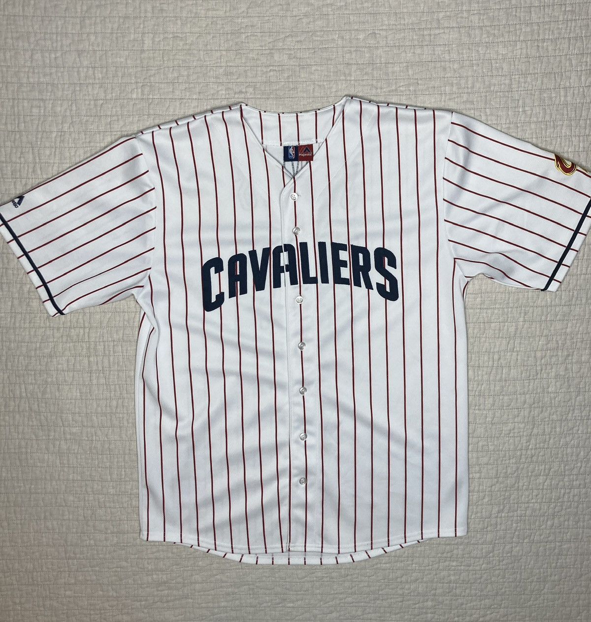 Majestic × NBA Cleveland Cavaliers LeBron James Baseball Jersey Size Large Size US L / EU 52-54 / 3 - 3 Thumbnail