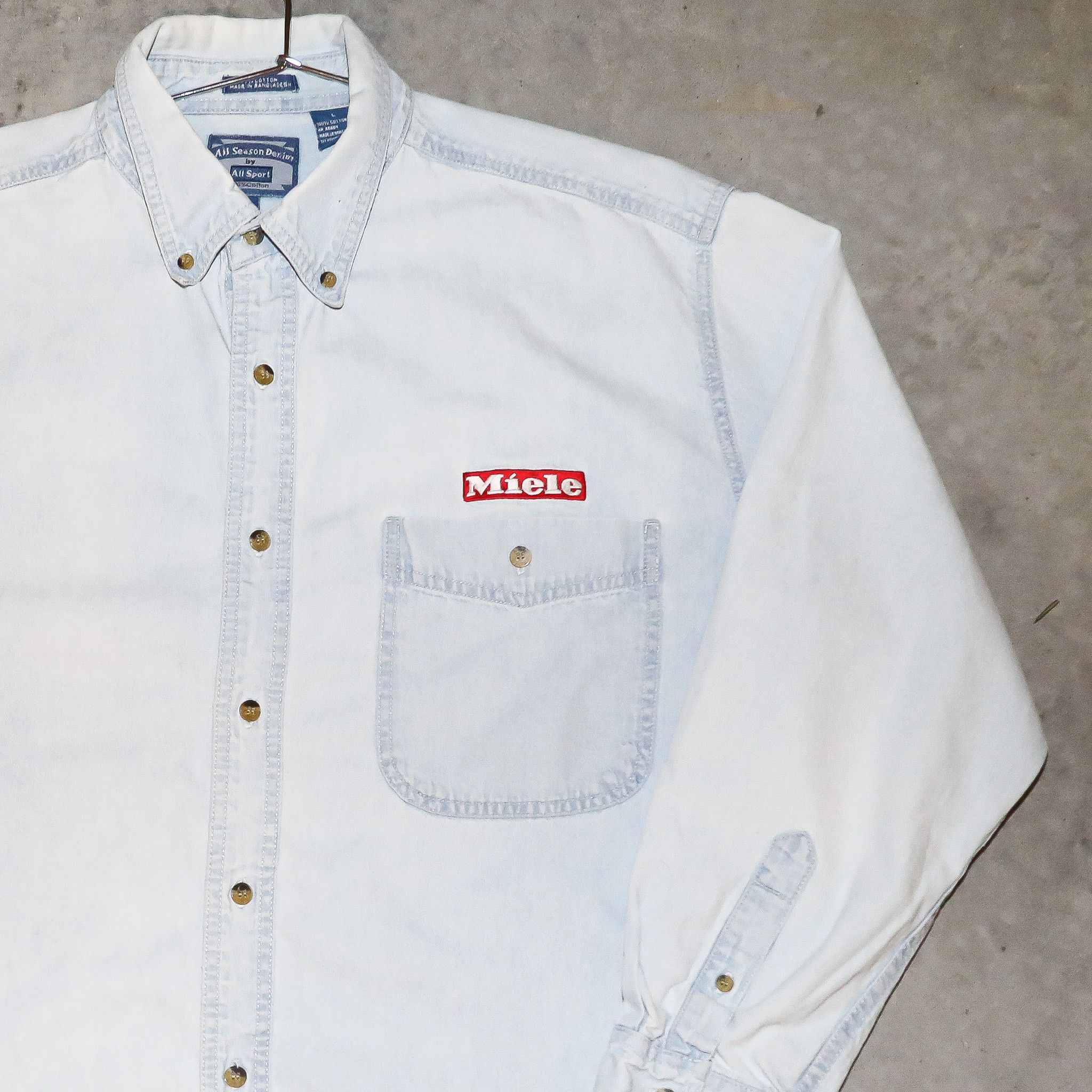 Vintage Vintage 80s Light Wash Denim Button Down Mens Shirt Size L Size US L / EU 52-54 / 3 - 2 Thumbnail