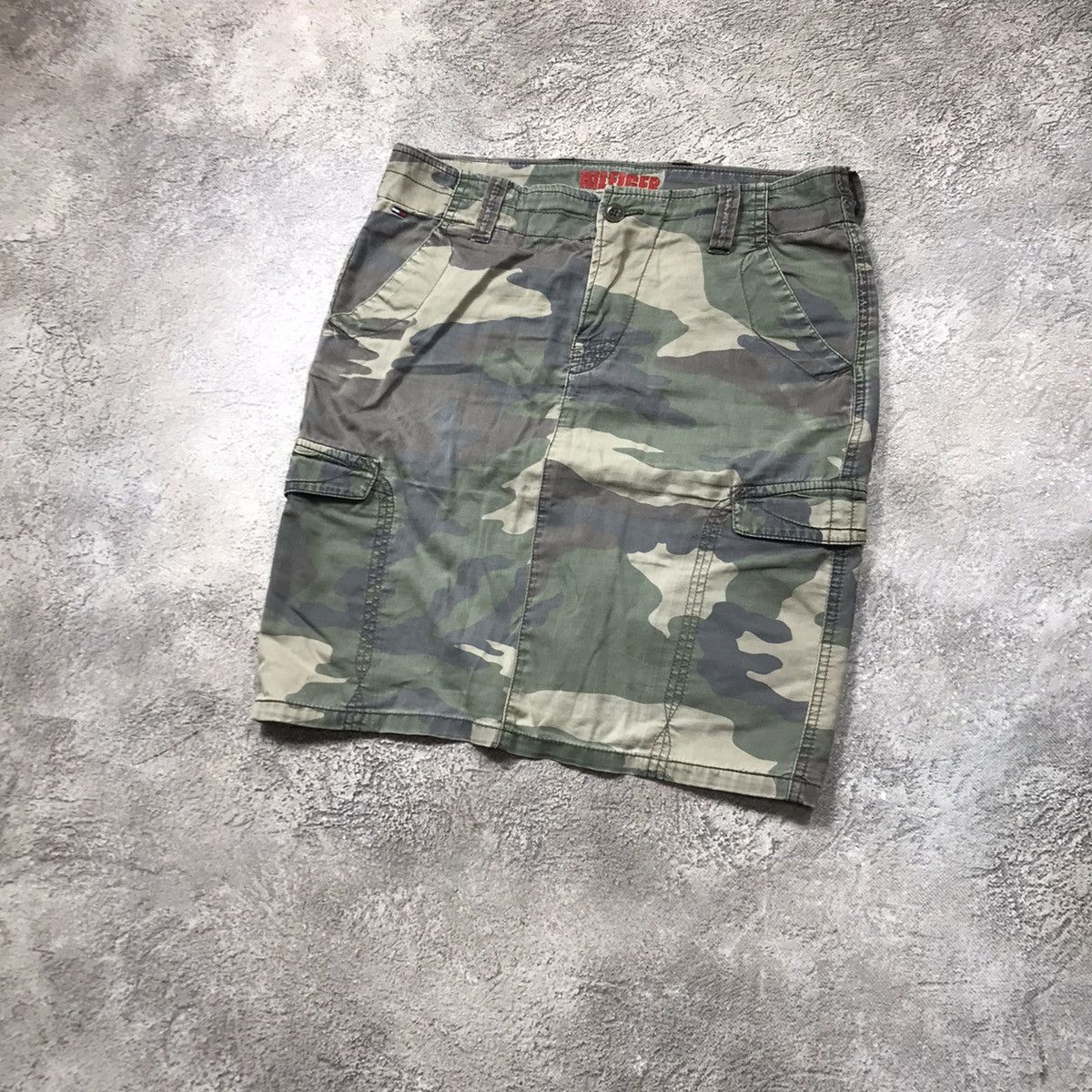 Vintage Vintage Y2K Camo Cargo Shorts Baggy Streetwear Distressed 31 Size 31" - 2 Thumbnail