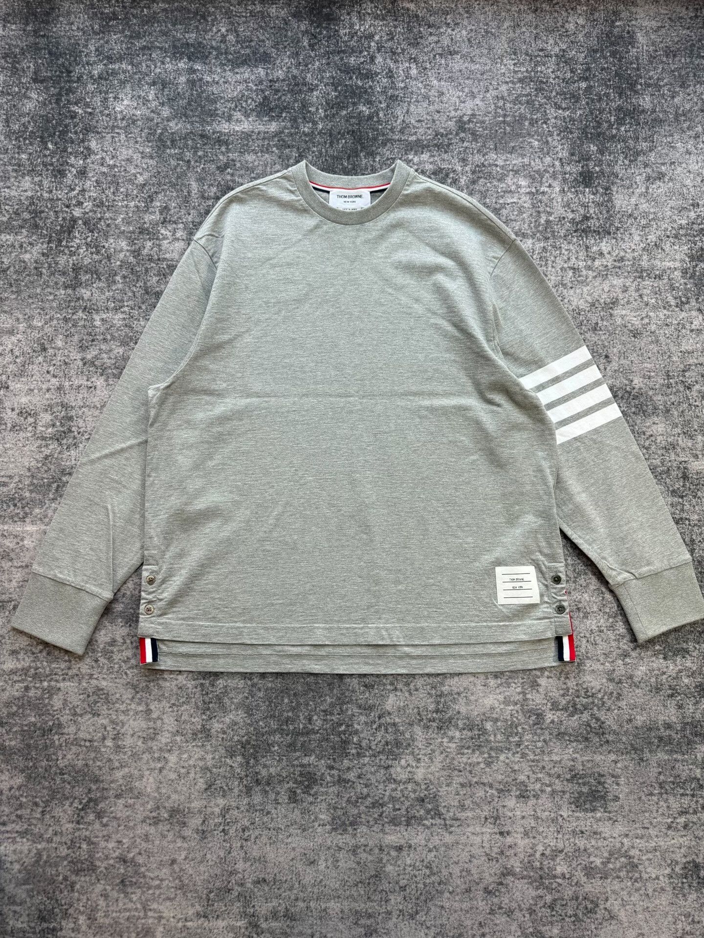Thom Browne thom browne gray sweatshirt with logo detail Size US L / EU 52-54 / 3 - 1 Thumbnail