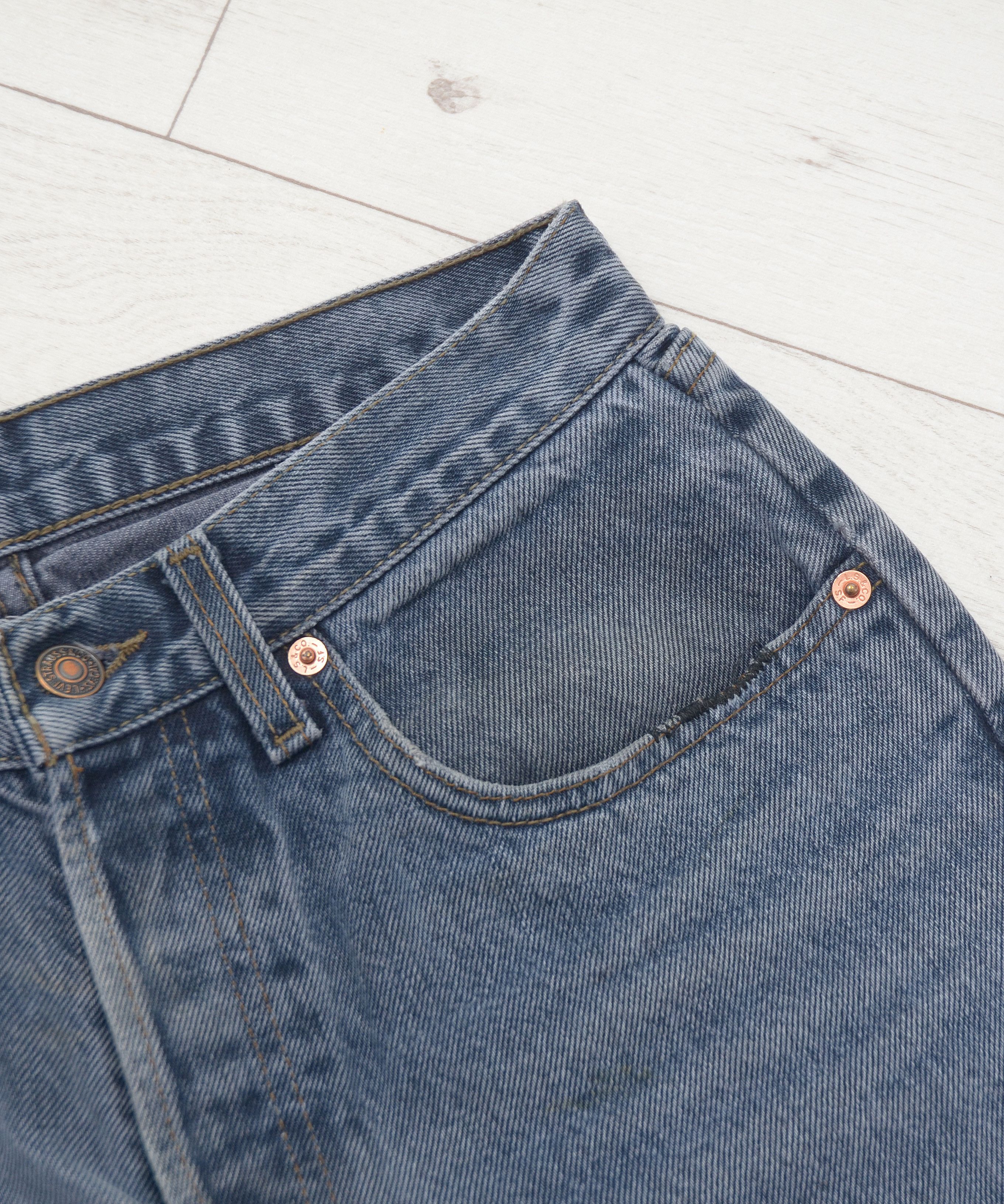 Levi's × Levi's Vintage Clothing × Vintage Vintage Levi’s Levis style 412 FIT Guide orange tab Rare Size US 30 / EU 46 - 7 Thumbnail