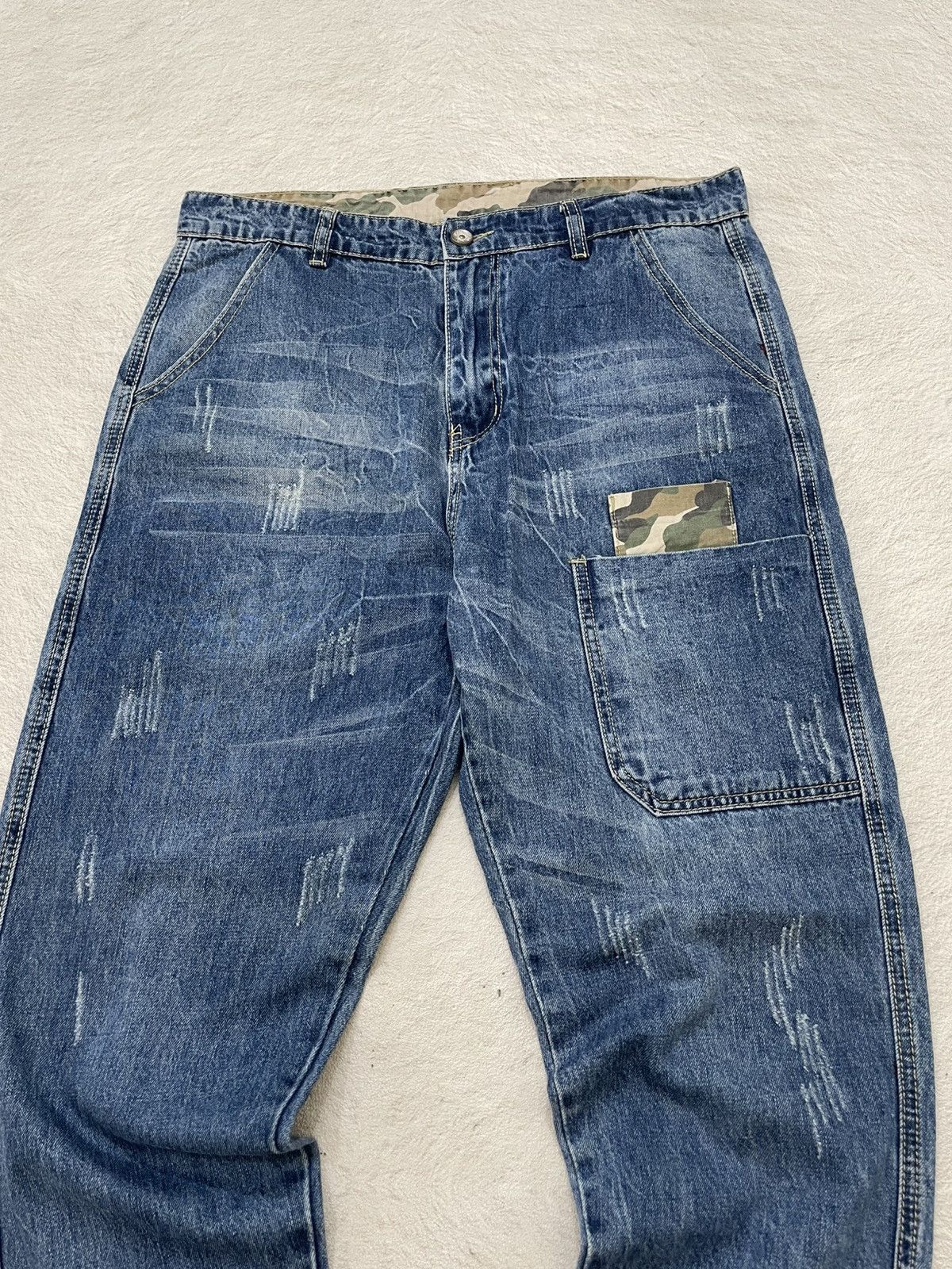 Japanese Brand 2000s Japanese Camo Cargo Denim Distressed Wash Jeans Y2K Size US 34 / EU 50 - 2 Thumbnail