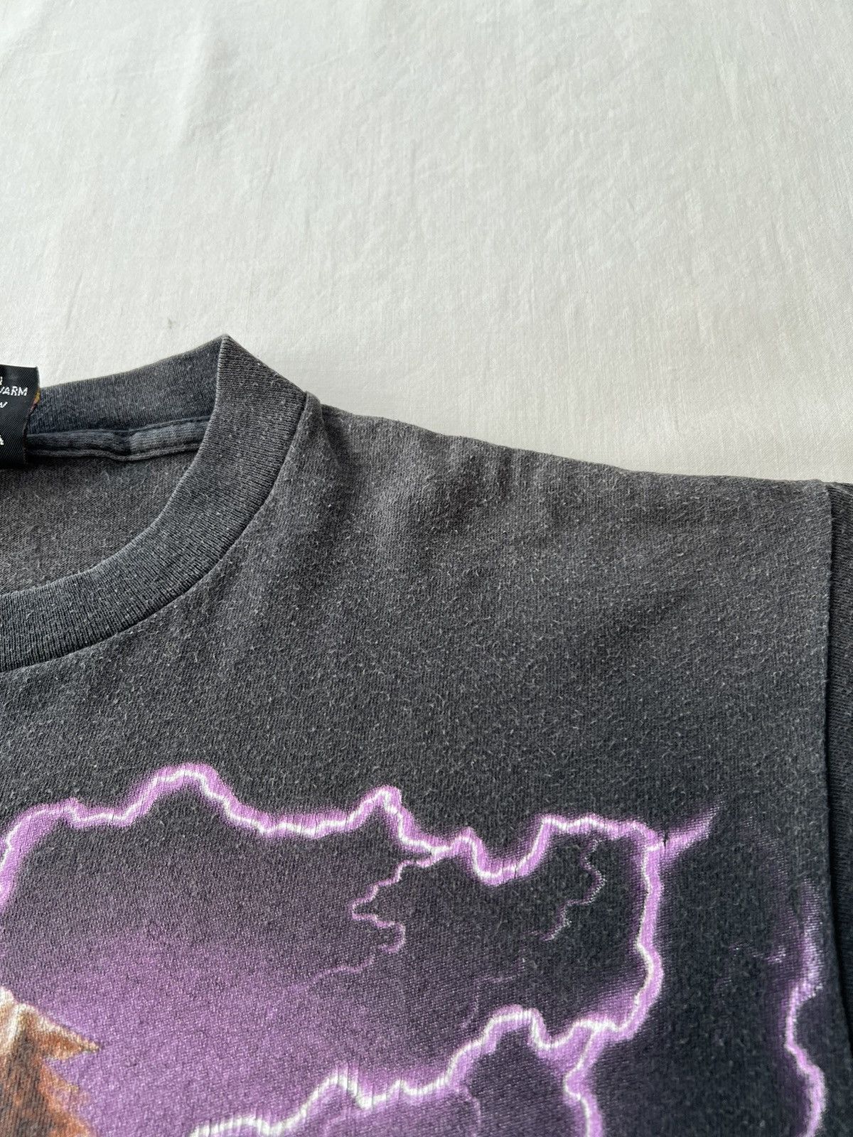 Vintage Vintage 1993 3D Emblem Horses Fighting Lightning T-shirt Size US L / EU 52-54 / 3 - 11 Thumbnail