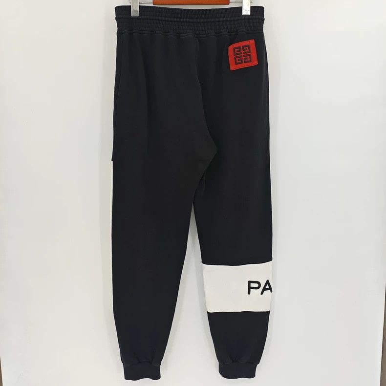 Givenchy Givenchy SizeM Black and White Patchwork 4G Letter Embroide Size US 29 - 2 Thumbnail