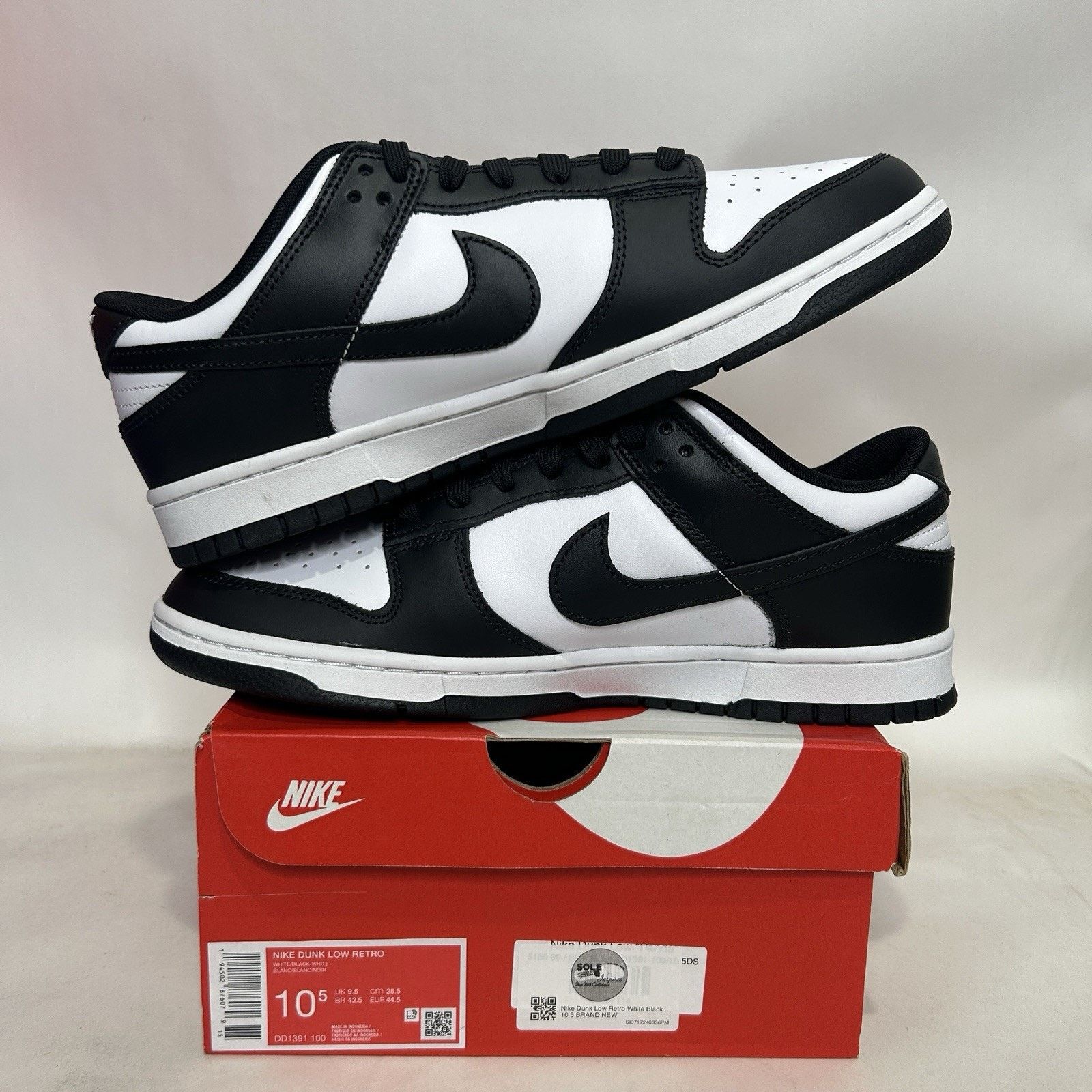 Nike Nike Dunk Low Retro “Black White/Panda” Size US 10.5 / EU 43-44 - 3 Thumbnail