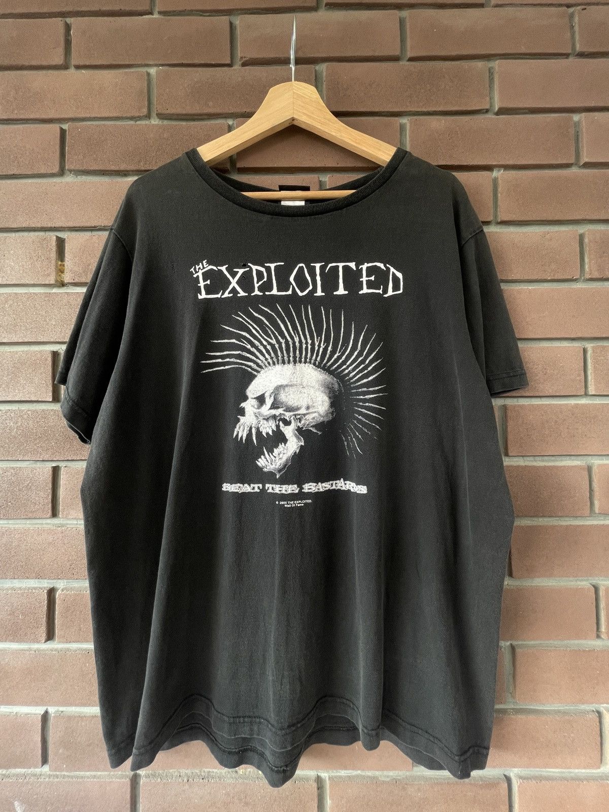 Vintage Vintage The Exploited Band T-Shirt Size US L / EU 52-54 / 3 - 1 Thumbnail