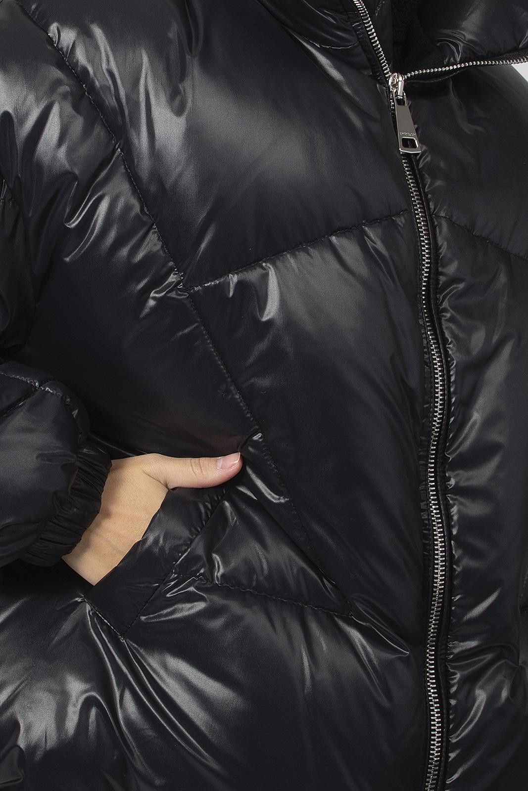 Khrisjoy Khrisjoy Black MoonShiny Puffer Crop Jacket, SzS, Ret.$1,999 Size S / US 4 / IT 40 - 4 Thumbnail