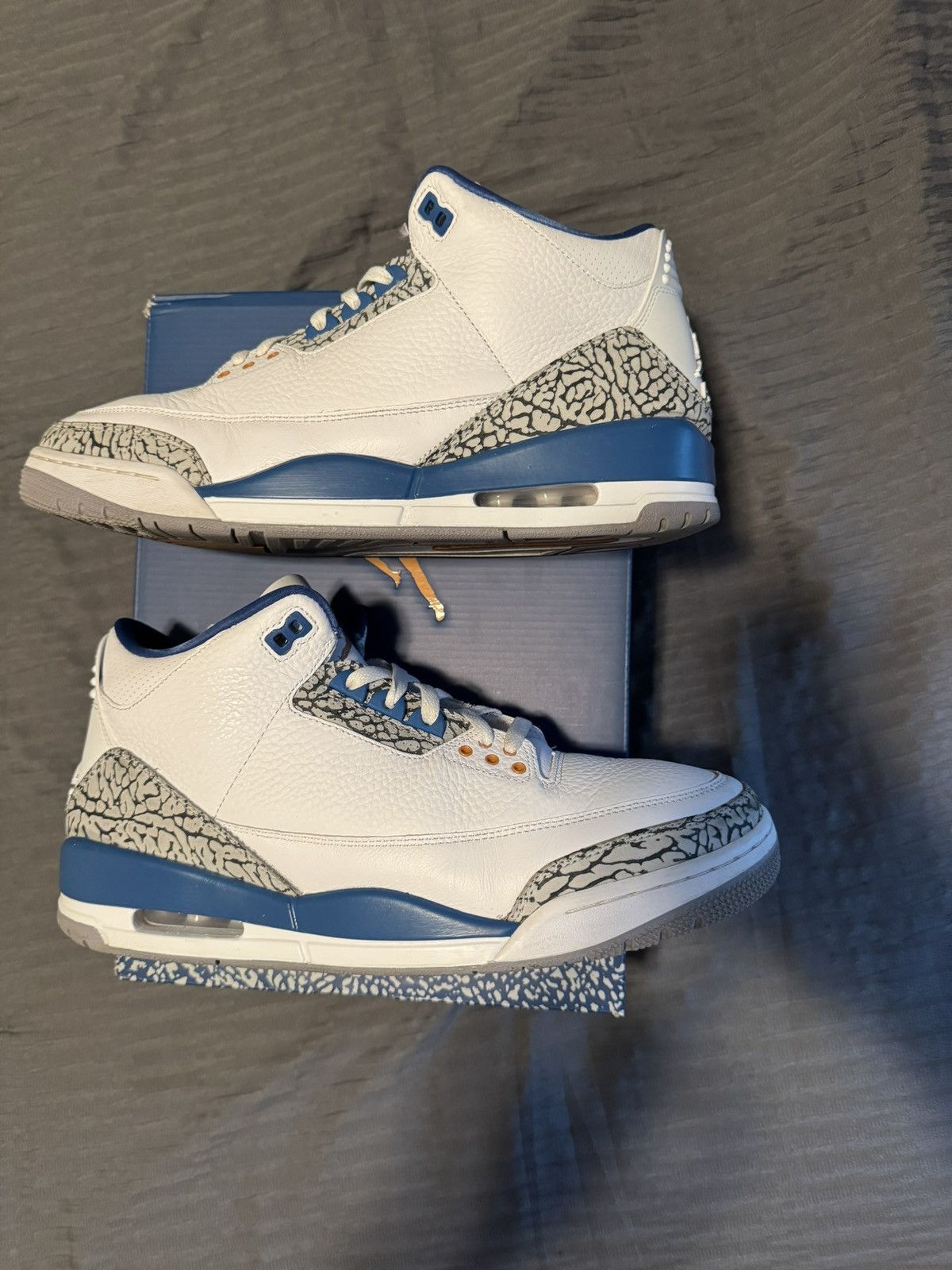 Jordan Brand × Nike Nike Air Jordan 3 “Washington Wizards” Size 12 Size US 12 / EU 45 - 1 Thumbnail