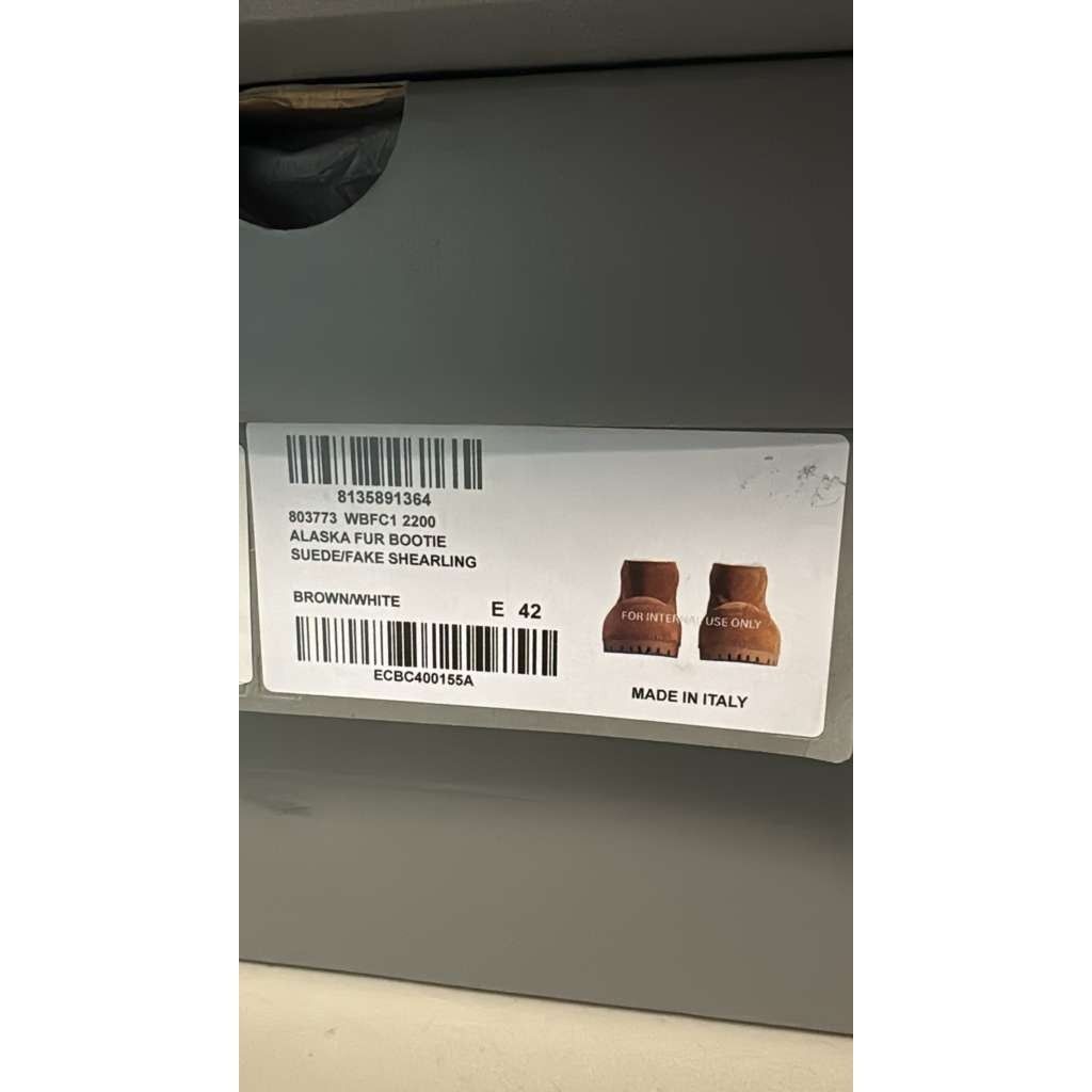 Balenciaga o1rshd1 Q:3 / Alaska Fur Bootie in Brown/White Size US 9 / EU 42 - 21 Thumbnail